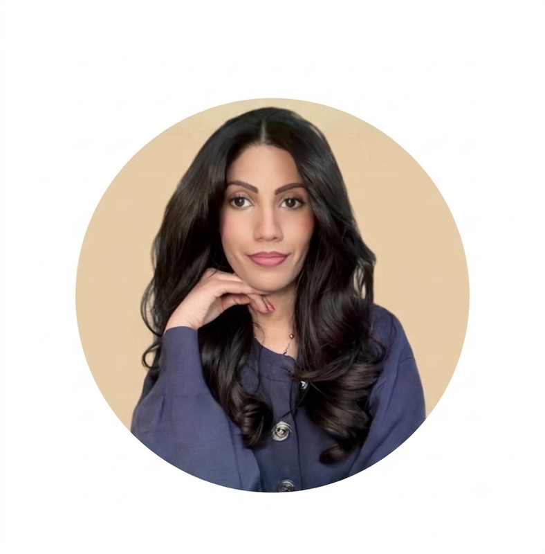 Portrait of Mina Abdulla, founder of Genee and AI After 5